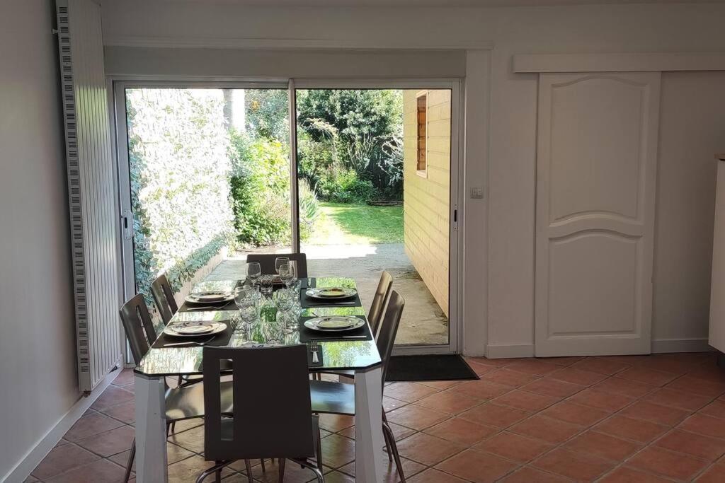Maison Ronchin/Lille - Proche Toutes Commodites Extérieur photo